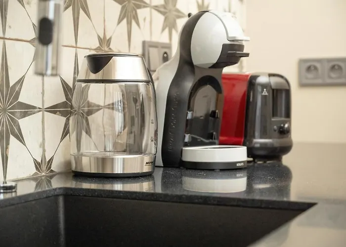 Aesthetic One Bedroom In By Renters *